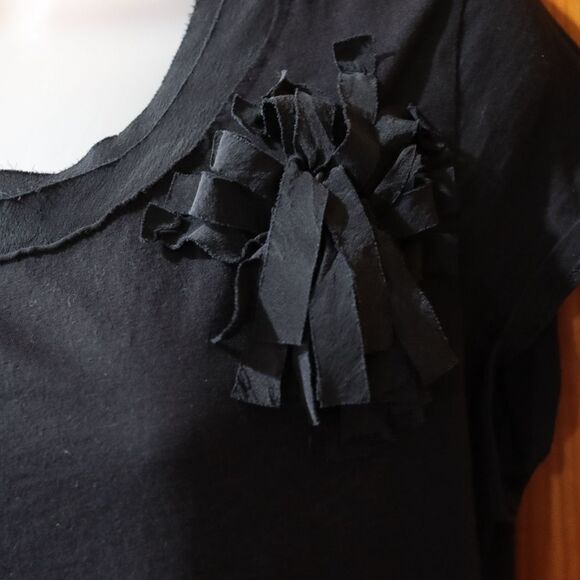 DKNY Black Blouse with Ribbon Flower Detail Business casual LARGE - Picture 7 of 11